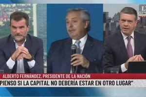 Pablo Rossi y Paulino Rodrigues criticaron las palabras de Alberto Fernández sobre el posible traslado de la capital al norte y destacaron el rostro de Juan Manzur, que estaba cuando el presidente hablaba