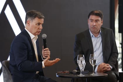 Pablo Sibilla, presidente y CEO de Renault Argentina, y Luiz Fernando Pedrucci, CEO de Renault América Latina