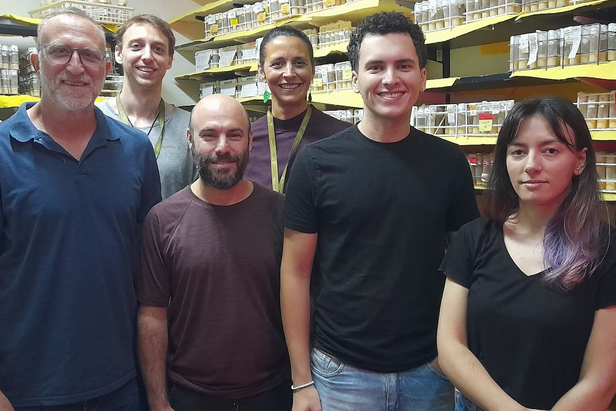 Pablo Wappner (a la izq.) junto a su equipo en la Fundación Instituto Leloir