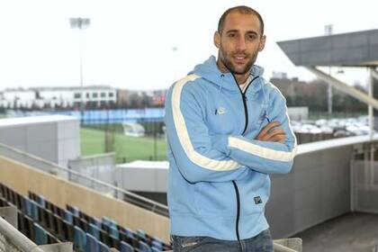 Pablo Zabaleta estará fuera de los campos por un mes