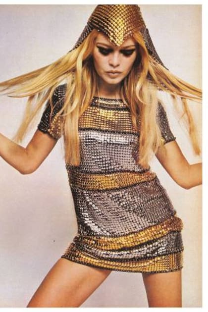 Paco Rabbane, el diseñador con alma de arquitecto que con remaches y metal creó el icónico vestido para Brigitte Bardot