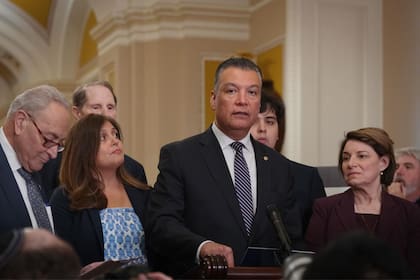 Padilla sostuvo que la mayor presencia del ICE en las ciudades genera incertidumbre entre quienes no saben si volverán con sus familias al final del día