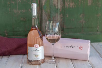 Padma Rosé, un vino que evoca a la flor nacional de la India