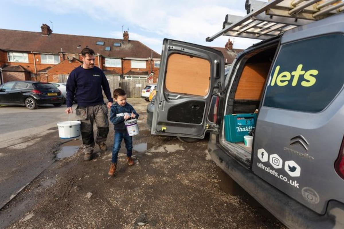 Padre e hijo compartieron un día de trabajo (Foto: www.yorkshirepost.co.uk)
