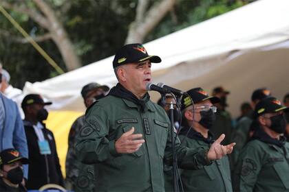 Padrino López inaugura los juegos en Venezuela
