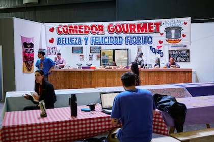 Pagando el "Precio Reina" en el Comedor Gourmet es posible ayudar a las integrantes de Belleza y Felicidad Fiorito a viajar a Madrid