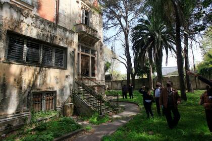 El palacio tiene ocho plantas, cinco escaleras y 20 habitaciones