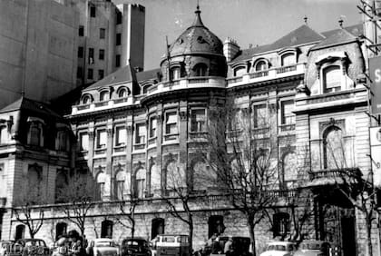 Palacio Pereda, actual embajada de Brasil.