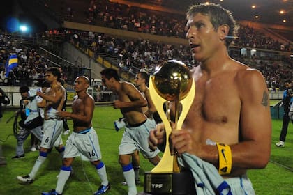 Palermo, la Copa y el plantel de Boca en el festejo en Mar del Plata