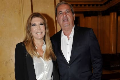 Los periodistas Cecilia Laratro y José Chiche Almozny no quisieron perderse el show