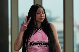 Paloma Mami no tiene temor de mostrar su lado más femenino en “Códigos de Muñeka”
