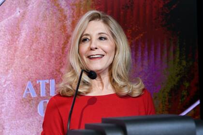 Pamela Hayden, quien da voz al personaje de Milhouse Van Houten, durante la celebración por el 30mo aniversario de "The Simpsons", el 17 de diciembre de 2018 en el edificio Empire State de Nueva York. (Foto de Evan Agostini/Invision/AP, Archivo)