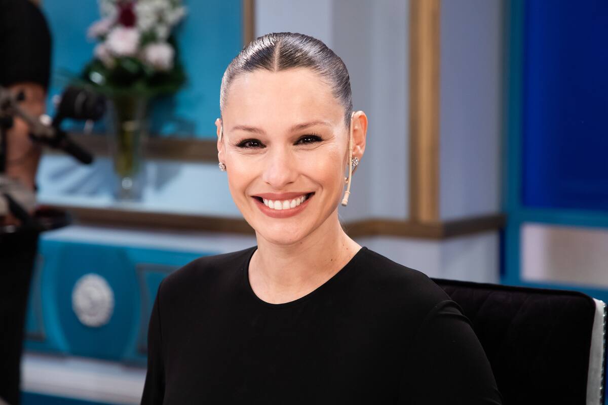 Pampita adelantó detalles de su reality, elogió a Mirtha y respaldó la candidatura de su marido.