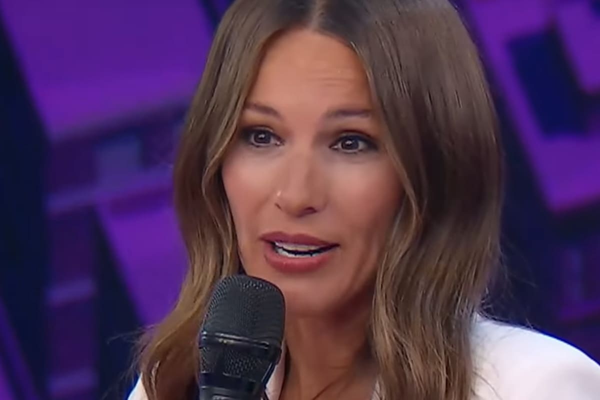 Pampita Ardohain, ayer al frente de Los 8 escalones