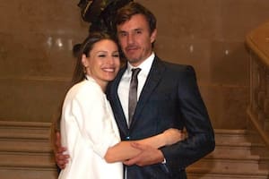 Pampita asistió a la jura como legislador de Roberto García Moritán