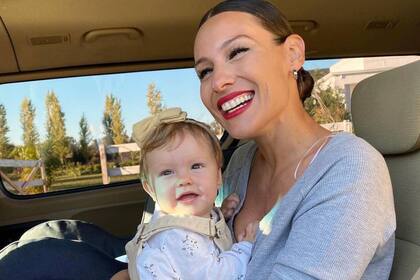 Pampita compartió el momento emocionante en que decide el nombre de su hija Ana (Foto Instagram @anagarciamoritan)