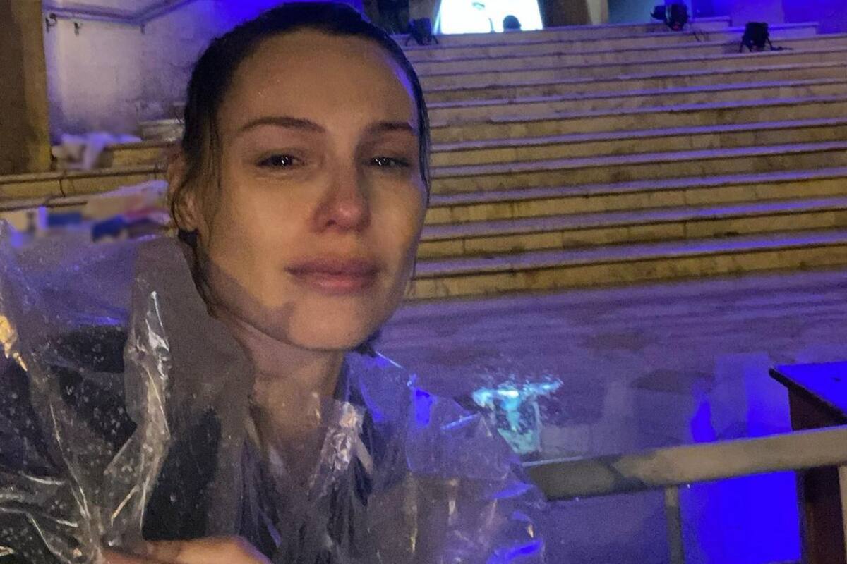 Pampita llegó caminado a Luján y no pudo contener las lágrimas (Foto: Instagram/@pampitaoficial)