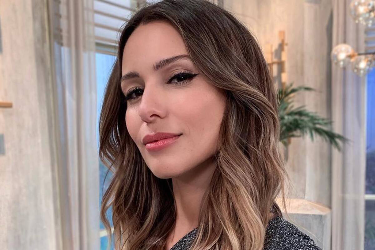 Pampita regresó ayer a la conducción de su programa Net Tv