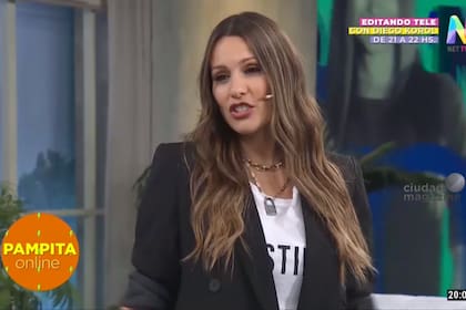 Pampita reveló que tuvo que lavar los platos hasta las 5 de la mañana en un boliche