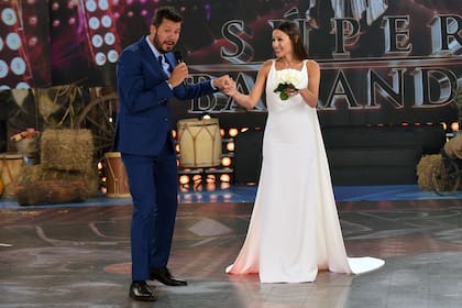 Pampita y su segundo vestido de novia.