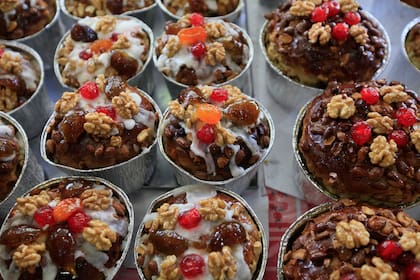 En Flores Porteñas hacen hasta 200 pan dulces por día