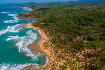 Panamá, el país de la playa paradisíacas, ofrecerá vacunas covid a sus turistas