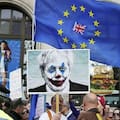 Del Brexit a la renuncia de Starmer, una década de caos político en Gran Bretaña