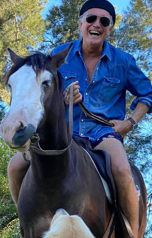 Pancho Dotto en El Refugio, su chacra de Entre Ríos