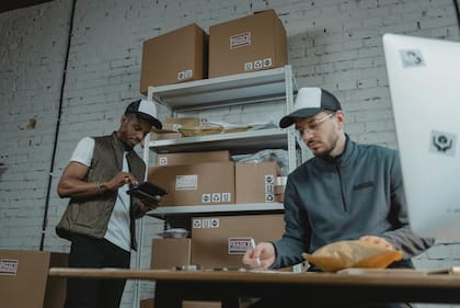 Panorama Services & Travel ofrece capacitación constante a sus empleados y descuentos en sus servicios (Pexels/Tima Miroshnichenko)