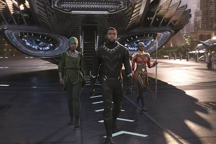 Pantera negra: aventura sólida y entretenida