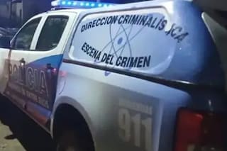 Una mujer murió camino al hospital y su pareja admitió que él le había pegado