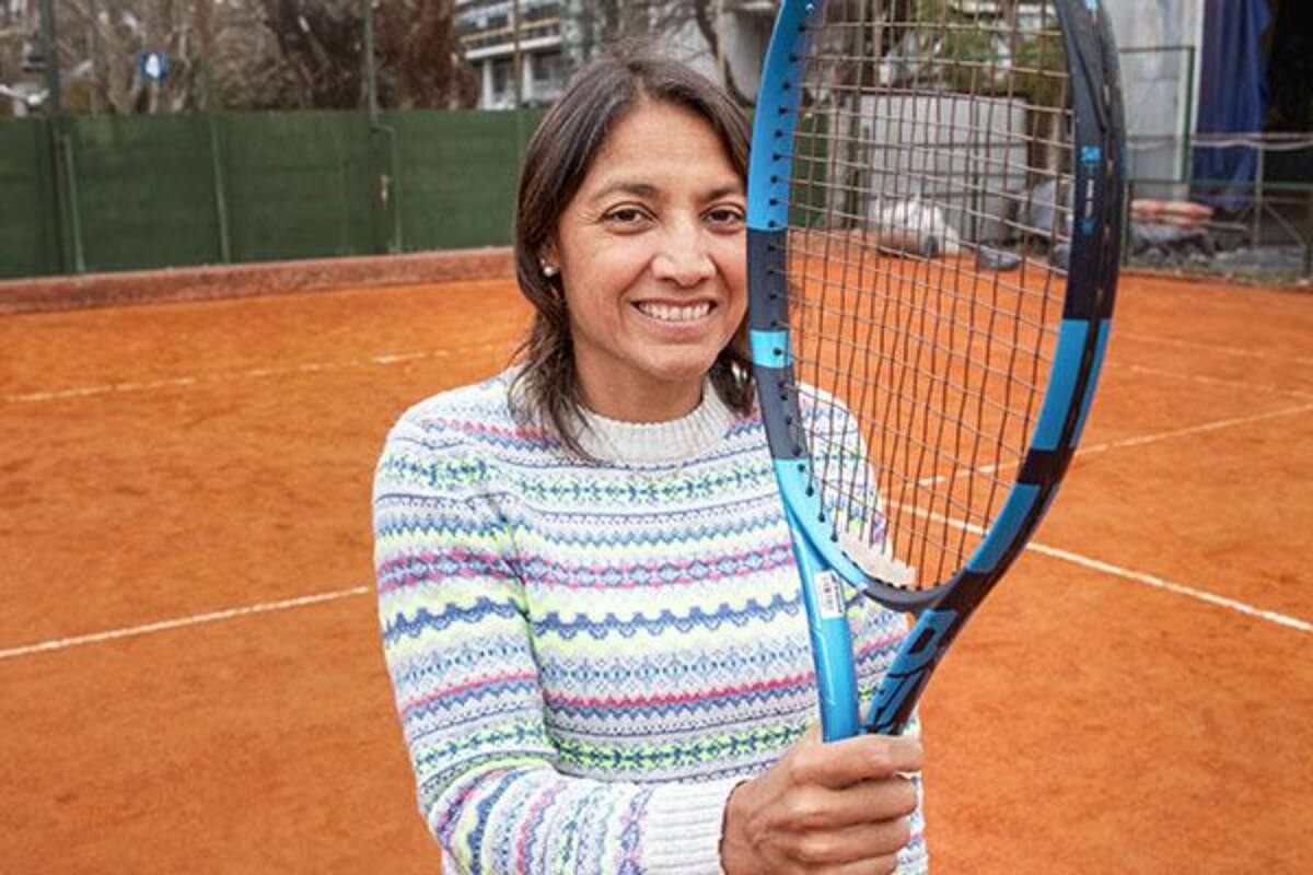 Paola Suárez, en el Centro Asturiano de Vicente López, durante una entrevista con LA NACION en 2023: fue designada como nueva capitana del equipo argentino de BJK Cup