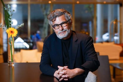 Paolo Genovese, en una pausa de la entrevista con LA NACION en su paso por Buenos Aires