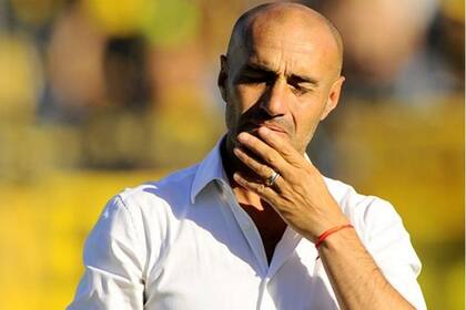 Paolo Montero se transformó en nuevo DT de Colón