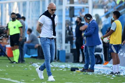Paolo Montero sumó preocupación con la actuación de San Lorenzo en Tucumán.