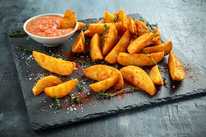 Papas rústicas fritas