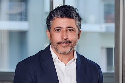 Papon Ricciarelli: "Siempre, en cualquier industria, los perfiles que no son relevantes son los que quedan al margen. Por eso, en mi carrera siempre elegí tener un maestro del que se pueda aprender. La clave es sumar habilidades para no ser reemplazable"