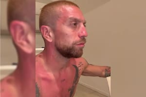 “Papu” Gómez mostró cómo le quedo el cuerpo después de la caravana de la Selección