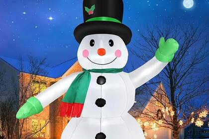 Para algunas personas decorar los exteriores es fundamental en la época de fiestas