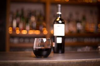 Pinot Noir: qué vinos buscar para probar la cepa del momento (y entenderla)
