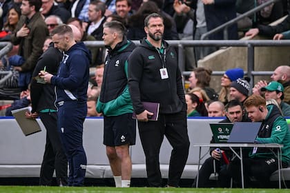 Para Andy Farrell, entrenar es encarnar una filosofía. Y lo deja en claro en cada partido de Irlanda