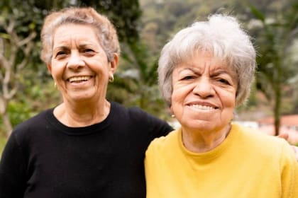 Para casi dos de cada 10 adultos existe una fuerte creencia de que la rivalidad entre hermanos los ha llevado a lograr más en sus vidas. Entonces, una cierta rivalidad puede ser saludable y simplemente natural