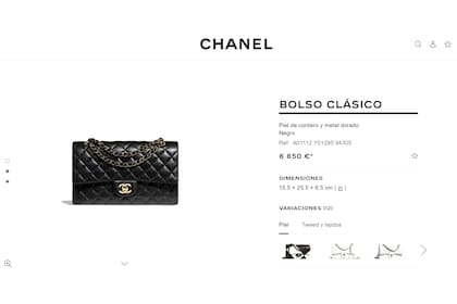 Para completar el look, Antonela eligió una cartera Chanel