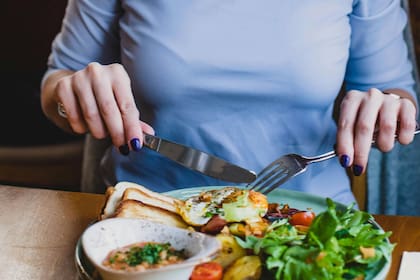 Para cuidar la salud del cerebro a través de la alimentación, los especialistas aseguran que hay muchas variantes y todas muy efectivas