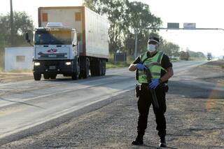 Ni los casos ni la curva. Las provincias de cuentas en rojo son las más cerradas