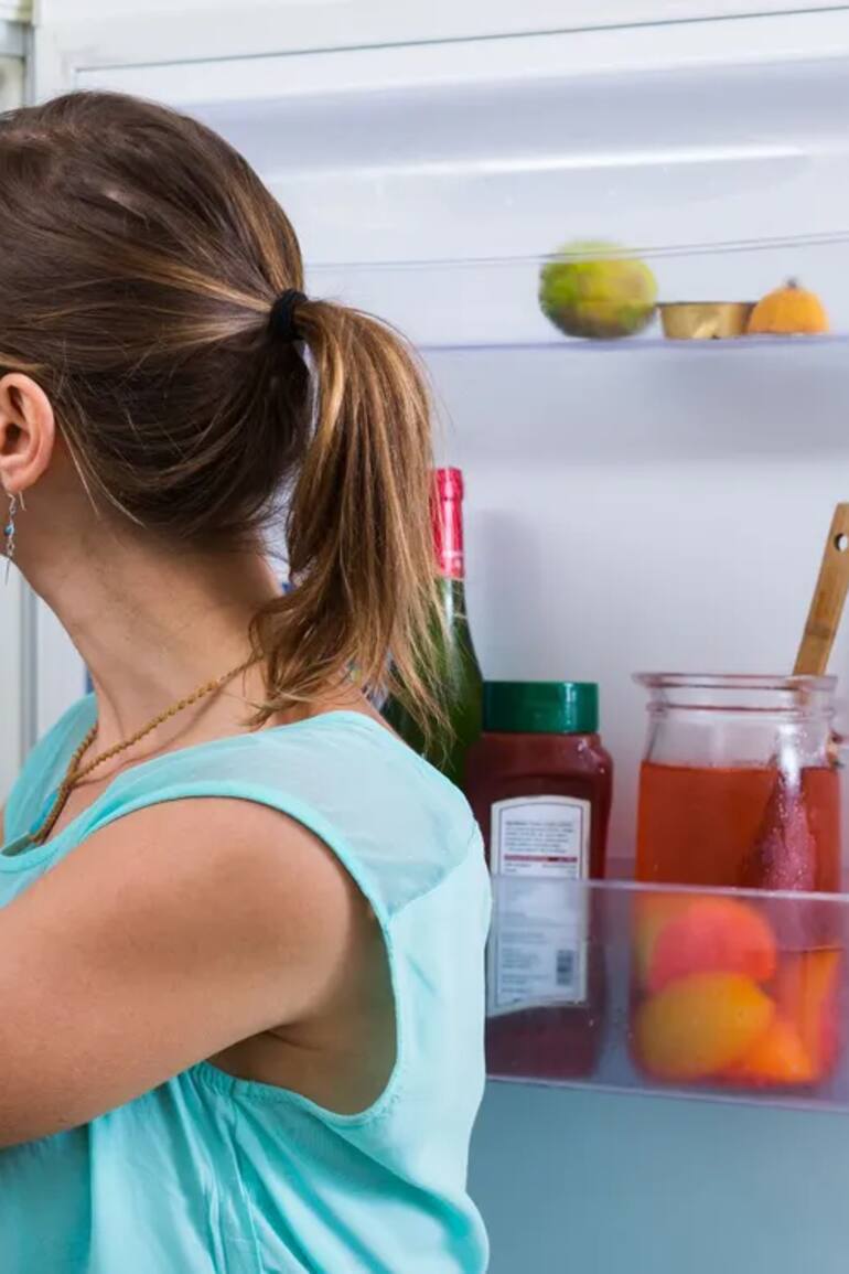 Para descongelar adecuadamente, los alimentos deben ir del freezer a la heladera