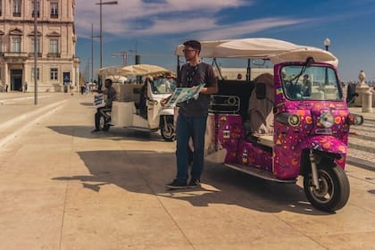 Para descubrir Lisboa, Portugal, desde otra vista, en Tuk Tuk