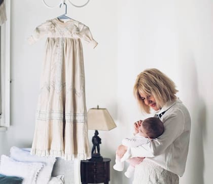 Para el bautismo de su hija mayor, Tweety le puso el traje de Baby Dior que había usado ella para la misma ocasión y que fue un regalo de su madrina, Christina Onassis. “Se lo probé a Silvestre, pero le quedaba chico. Entonces usó una reliquia perteneciente a los Sepúlveda, la familia de mi suegra”.