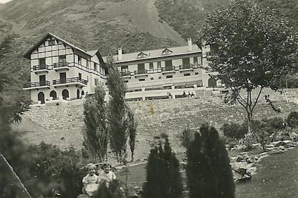 Para el recuerdo, una foto de cuando el Gran Hotel Villavicencio recibía pasajeros