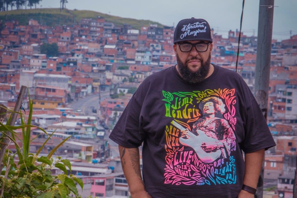 Para Ferréz, es importante reivindicar la “periferia” y sobre ese tema dará una charla abierta